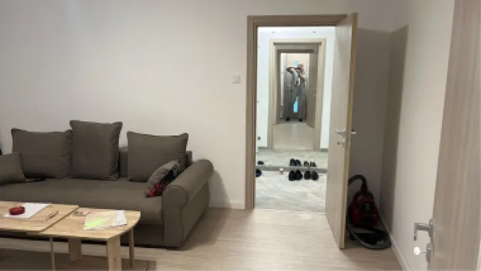 Vand apartament 3 camere Drumul Taberei-Romancierilor