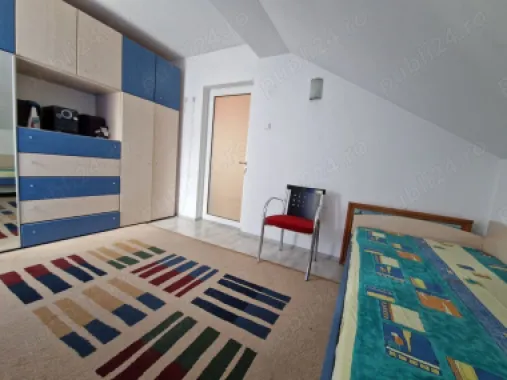 Persoana fizica vand vila zona Bucium