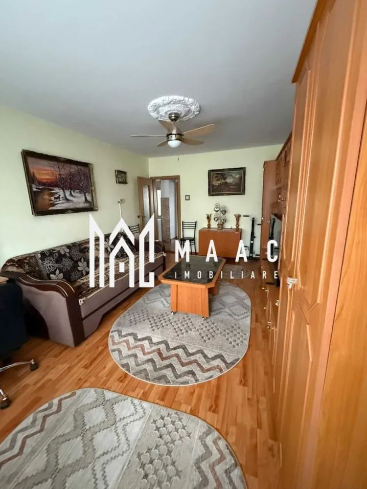 Apartament gata de mutare – complet utilat, zonă excelentă - De vânzare apartament spațios și luminos cu 2 camere, situat în cartierul Ștrand, la etajul 4 din 4 al unui imobil solid construit. Locuința este complet mobilată și utilată, gata pentru mutare imediată, ideală atât pentru locuință personală, cât și pentru investiție. Detalii apartament: Suprafață construită: 70 mp Compartimentare: decomandat Balcon închis și transformat în spațiu suplimentar, cu centrală termică și cuptor electric Pivniță proprie, ideală pentru depozitare Mobilat complet, cu electrocasnice moderne (frigider, aragaz electric, cuptor cu microunde, mașină de spălat) Apartamentul nu necesită reparații – se predă la cheie Avantaje zonă: Zona Ștrand este una liniștită și căutată, cu acces facil la magazine, școli, grădiniță, creșă, parcuri și mijloace de transport. Un apartament ideal pentru o familie, un cuplu sau pentru investiție în vederea închirierii. Pentru informati si vizionari: ID: CP2753549 }}