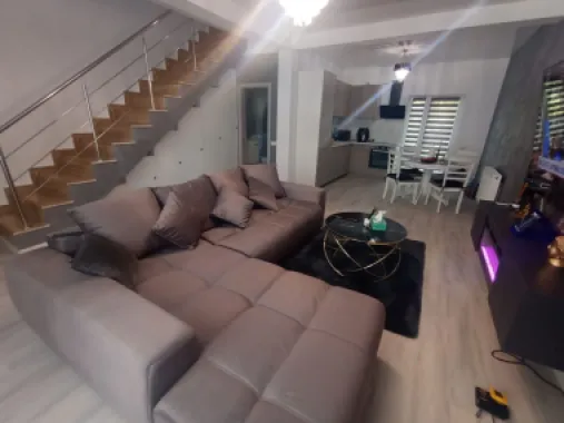 Ag. Eu. vinde Casa P+1 3 camere in Mamaia Nord - Hanul cu Peste