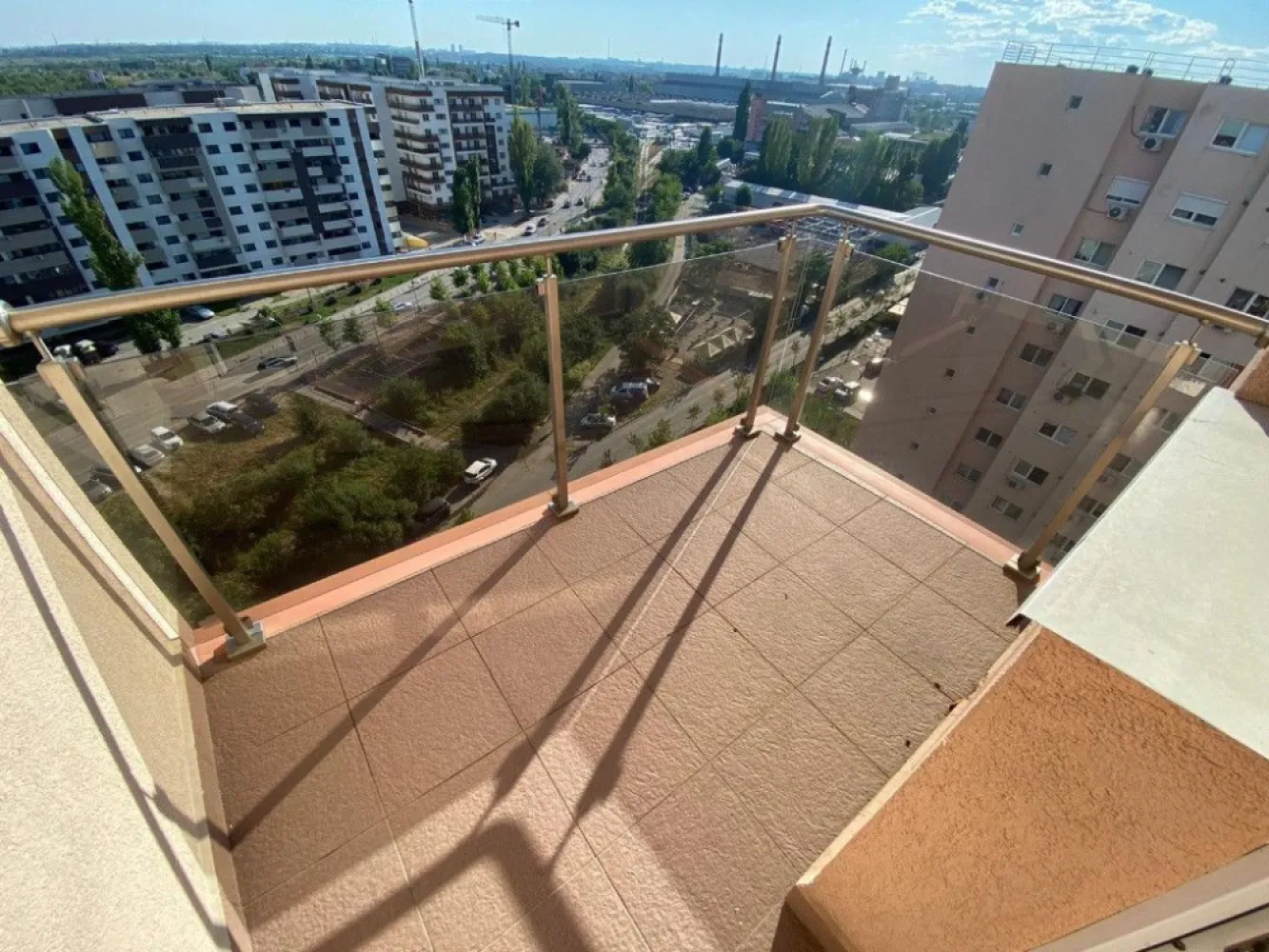 Apartament 3 camere complet mobilat Palladium Residences metrou Teclu