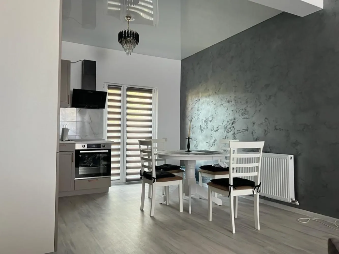 Ag. Eu. vinde Casa P+1 3 camere in Mamaia Nord - Hanul cu Peste