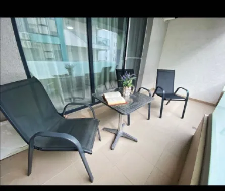 Vând studio la promenadă