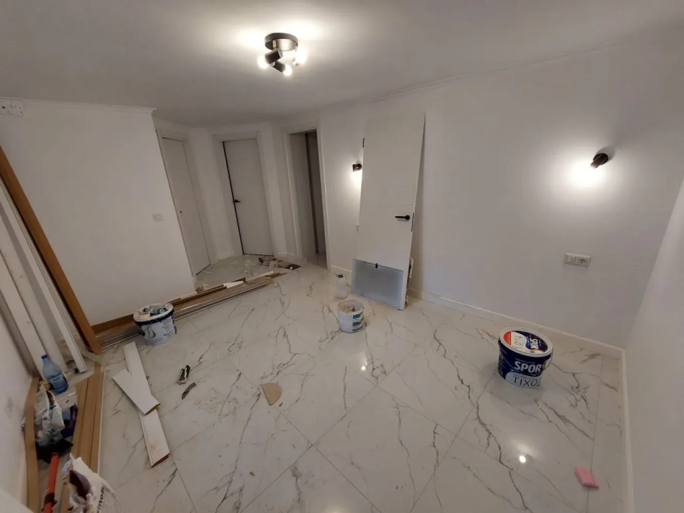Ag EUROPA vinde casa 4 cam RENOVAT 160mp ULTRACENTRAL - Agenția EUROPA vinde casa RENOVATA cu 4 camere in zona ULTRACENTRALA 160mp