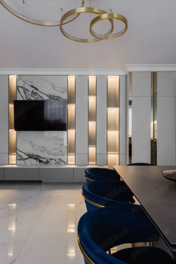 Vând apartament 3 camere complet mobilat și utilat - Vând apartament cu 3 camere,în sectorul 4,București. Ca și punct de reper pe strada cu Dedeman de pe sos. Giurgiului,complex Aria City. Este P+3. Este complet mobilat și utilat, beneficiază de sistemul smart house care m a costat 15 mii de euro. Încălzire în pardoseala,centrala proprie,2 băi,una cu cabina de dus,iar cealaltă cu cadă.Apartamentul se afla la parter,având o suprafața utila de 80 de metri pătrați. În prețul afișat intra și un loc de parcare. Are curte proprie,dimensiunea de 80 de metri patrati,care dispune de un frumos pavilion. Mai multe detalii la telefon.
