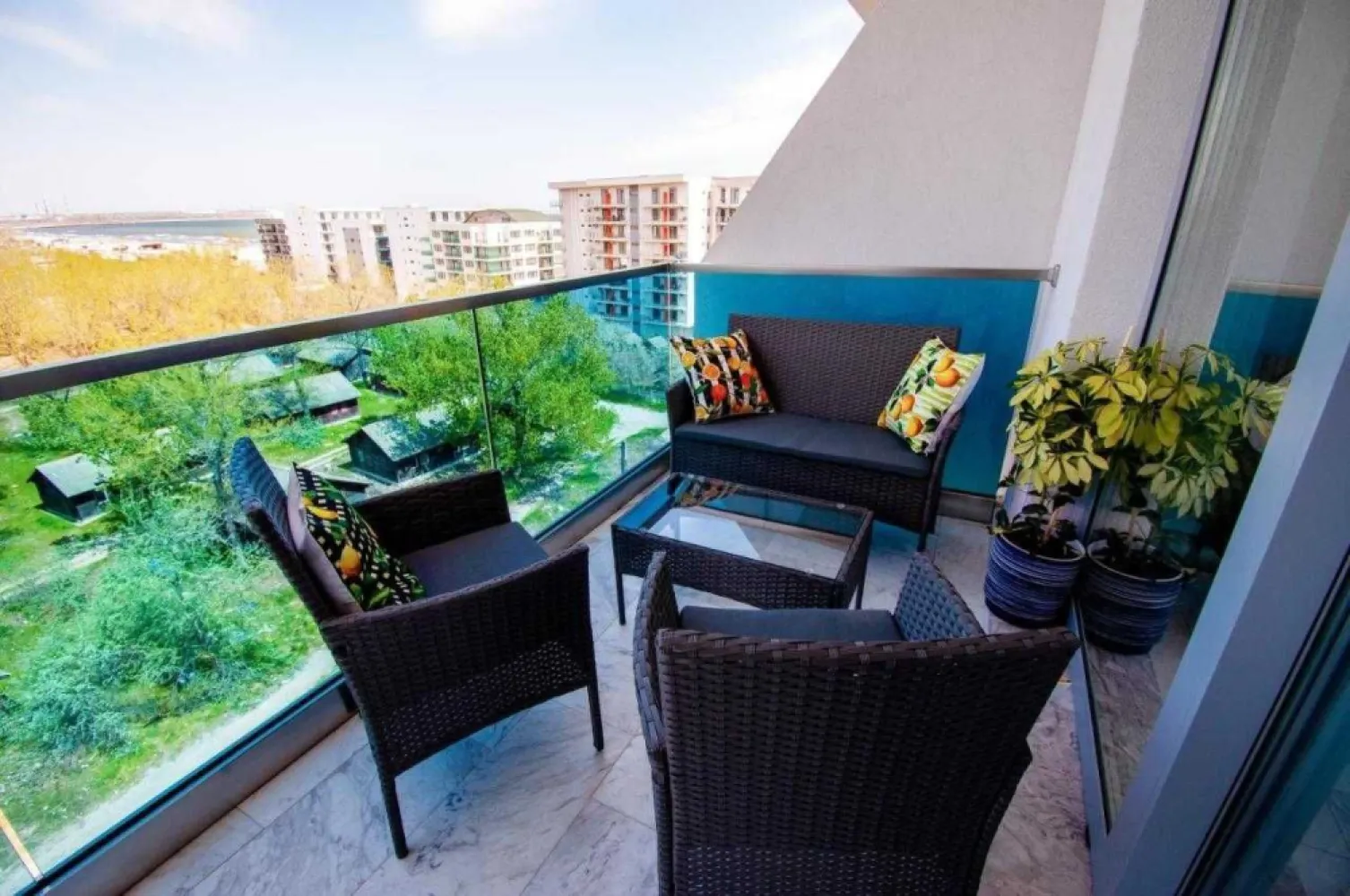 Vand apartament 2 camere cu vedere la mare Mamaia Nord