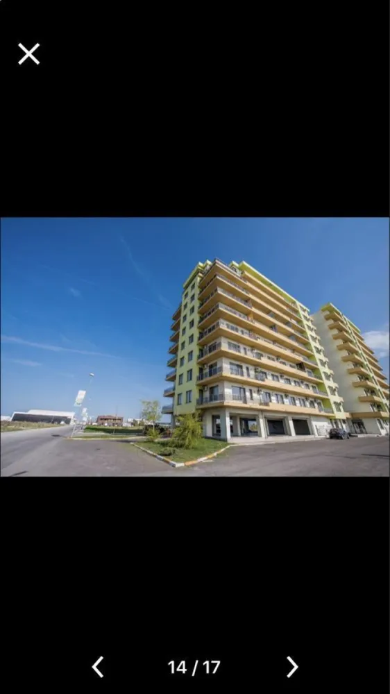 Apartament Mamaia Summerland - Apartament 2 cam , Vedere la Mare .loc de parcare.Bloc cu lift Schindler . La doar 100 metri de plaja Apartamentul este format din living open space cu canapea extensibila, bucatarie si baie utilate complet, dormitor cu pat matrimonial ( acces la balcon din dormitor si din living) , terasa cu vedere la mare de 8 m2 , amenajat si dotat , modern si curat dispune de urmatoarele dotari : -Centrala pe gaz - TV smart ( living si dormitor) - cablu tv - Internet - aer condiționat - frigider - plită - masina de spalat rufe - cuptor cu microunde - filtru pentru cafea - prajitor paine . Ideal investitii , inchiarat pe sezon estival si nu numai . Mai multe detalii la telefon