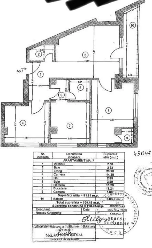Apartament Damaroaia 3 camere 101 utili parcare subteran+Boxa Direct Proprietar - Blocul are 4 etaje + lift. Apartamentul se vinde mobilat (intreaga mobila de bucatarie a fost achizitionata de la Kika si este in stare perfecta, dormitoare plus dressingurile (care au fost facute custom made), paturile, plus aparatele de AC, hota bucatarie, etc) Apartamentul se vinde impreuna cu locul de PARCARE subteran (subsol) plus BOXA, aferenta apartamentului, toate in acelasi pret de 239.999 euro. Ma puteti contacta direct pe numarul meu de telefon: