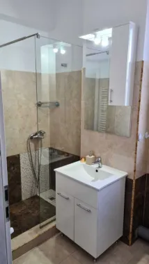 Vand apartament 2 camere decomandate in Mamaia Nord, Navodari