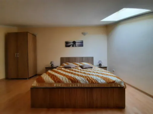 Vand doua apartamente in Mamaia-Nord