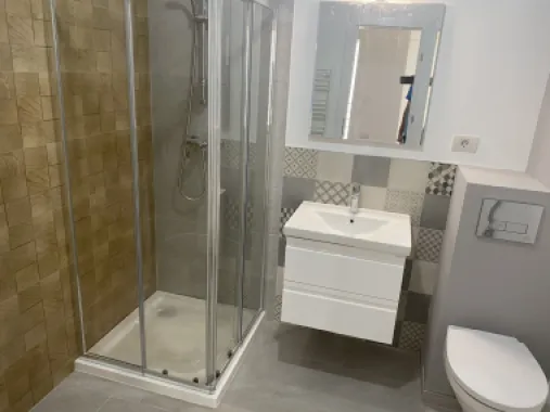 Ag. Eu. vinde Ap. 2 Cam 63 mp Et. 1 Constanta-Mamaia Nord