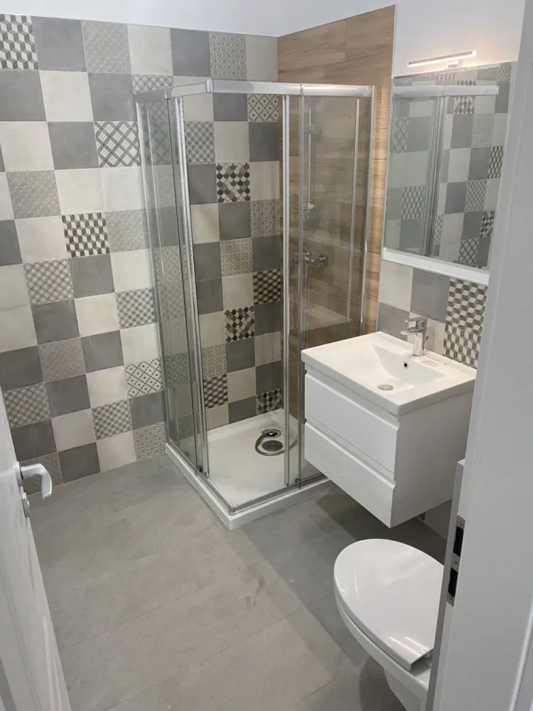Ag. Eu. vinde Ap. 2 Cam 63 mp Et. 1 Constanta-Mamaia Nord