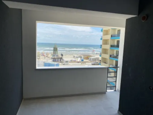 Ag. Eu. vinde Ap. 2 Cam 63 mp Et. 1 Constanta-Mamaia Nord