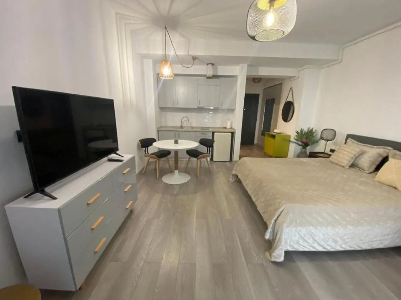 Oferta promo! 2 Cam 90 mp Casa del Mar Mamaia Nord zona cluburi ,langa plaja