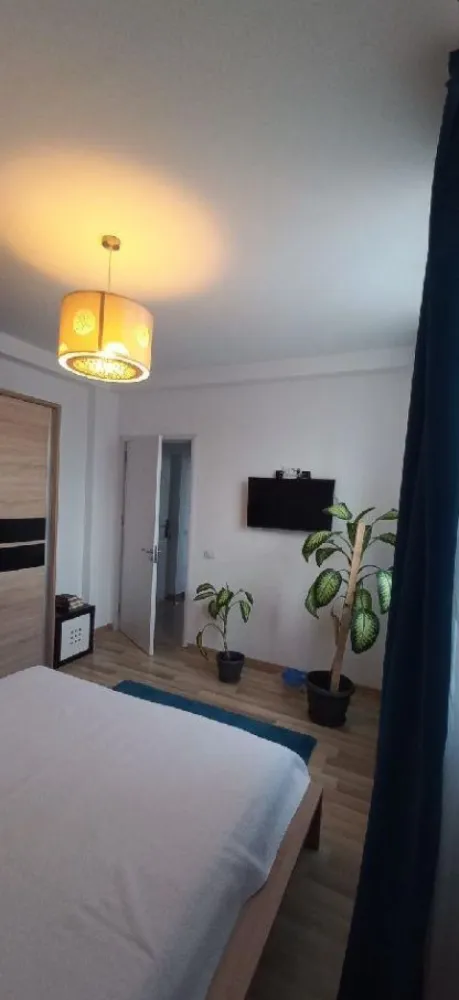 Apartament 2 cam. 45 mp utili et. 4/5 An 2017 Mamaia nord aproape de plaja