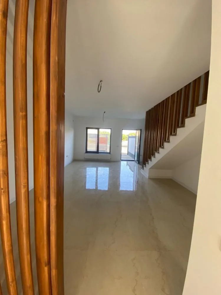 Duplex de vânzare 110 MP An. 2023 in Com Lumina Constanta