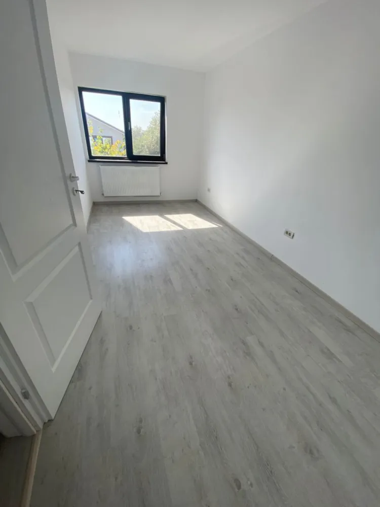 Duplex de vânzare 110 MP An. 2023 in Com Lumina Constanta
