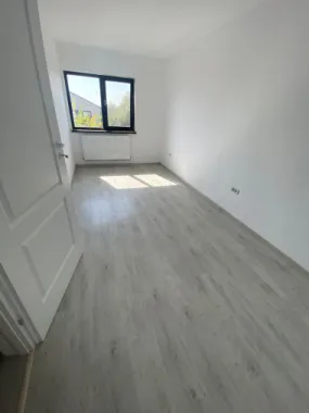 Duplex de vânzare 110 MP An. 2023 in Com Lumina Constanta