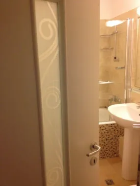 Particular inchiriez apartament Stefan cel Mare (spitalul de urgenta floreasca)