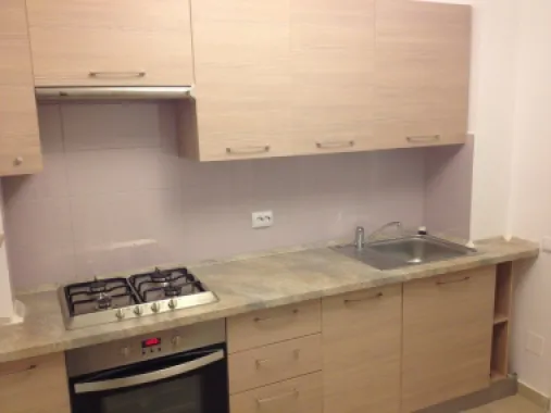 Particular inchiriez apartament Stefan cel Mare (spitalul de urgenta floreasca)