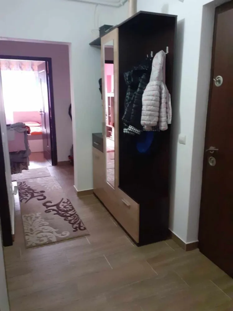 Ag EUROPA vinde ap. 3 cam. 48mp la PARTER în Micro 16. - Agenția EUROPA vinde apartament cu camere situat la PARTER in Micro 16 pe CAREIULUI.