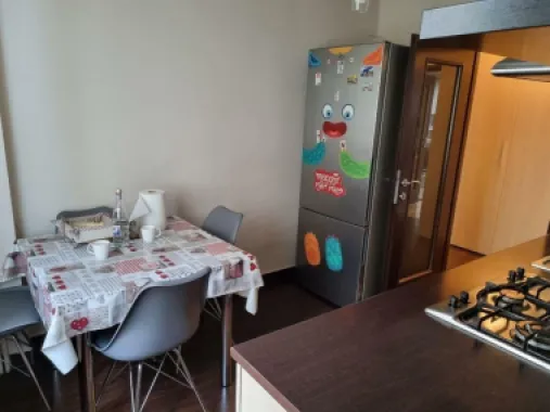 Proprietar vanzare apartament trei camere mobilat/utilat Calea Calarasi, sect 3
