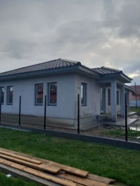 Vand casa in Balta Blonda