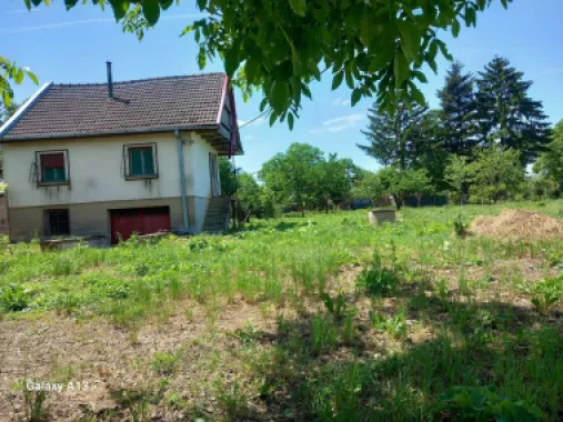 BRASADAS vinde casa 3 cam si teren 1063 mp. zona TITULESCU.