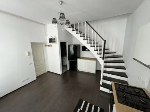 PROPRIETAR, Vand Apartament 3 camere, vila, Cismigiu