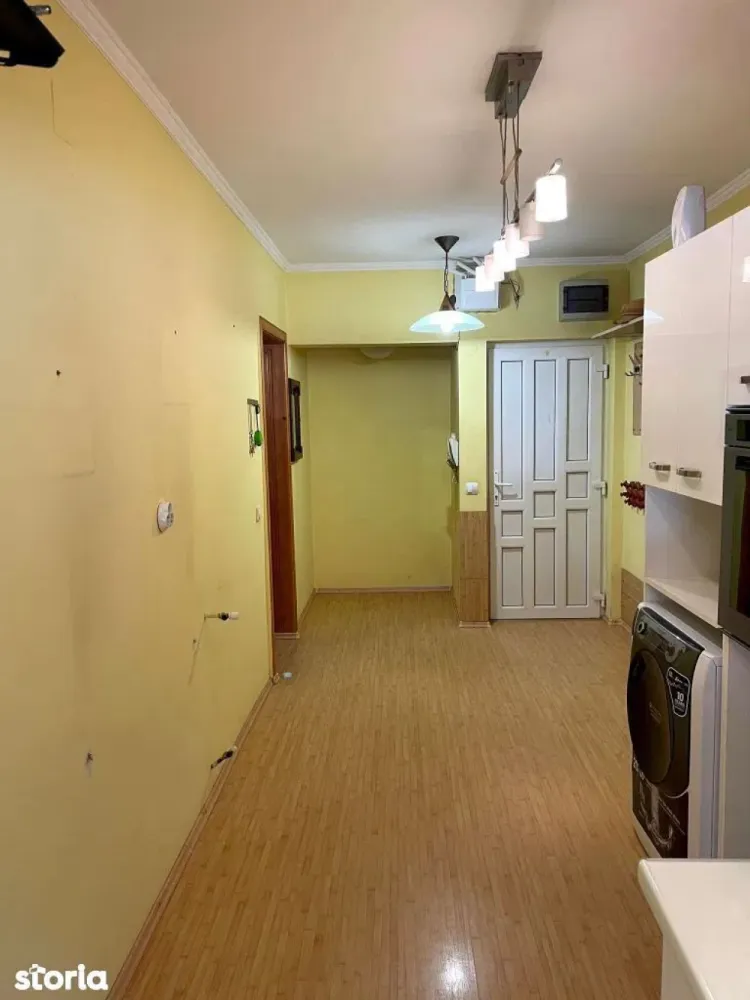 Ag. EUROPA vinde ap. 4 cam. in Carei, renovat, decomandat, la parter. - Ag EUROPA vinde apartament renovat cu 4 camere decomandate si suprafața utila de 80mp situat la parter în orașul Carei.