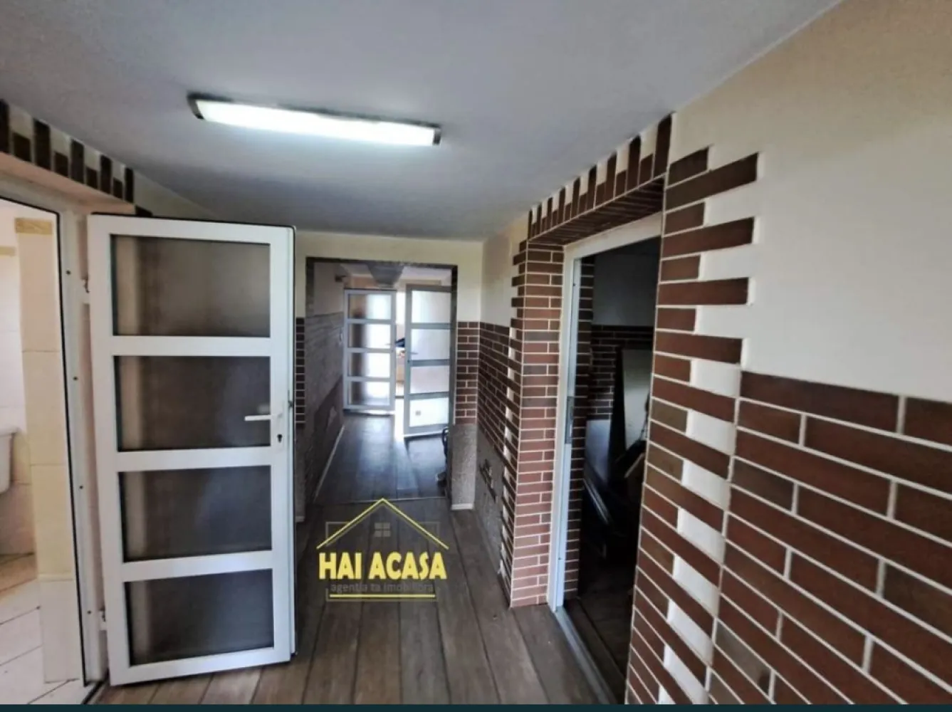 Casa de vanzare in Negresti Oas - Casa P+M situata in Negresti Oas cu teren aferent în suprafață de 1100 mp locuibila,are toate utilitățile