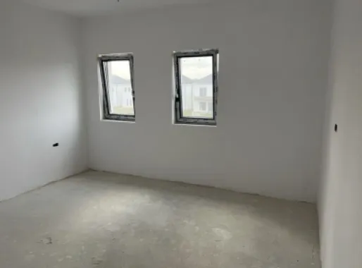 Casa finisata de vanzare, 114,900€, Martinesti