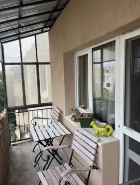 De vanzare apartament cu 3 camere