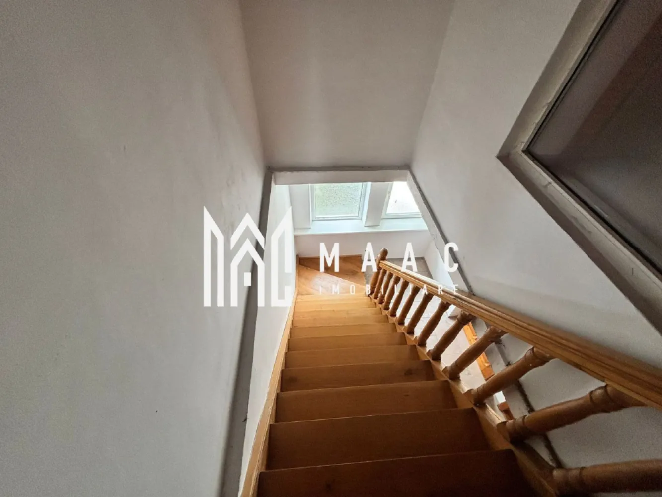 Casa Individuala | 12 Camere | 480MP | Teren380 MP | Central