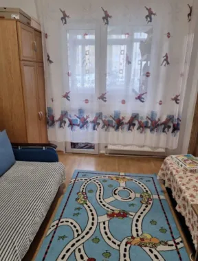 Vand sau schimb apartament