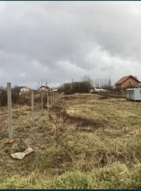 Vand teren 17 arii