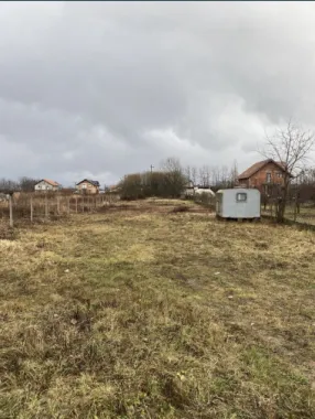 Vand teren 17 arii