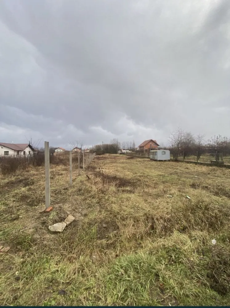 Vand teren 17 arii
