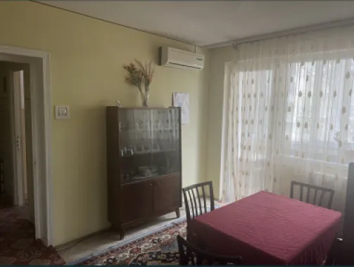 Apartament 2 camere zona Tomis1, etaj 1, zona foarte linistita