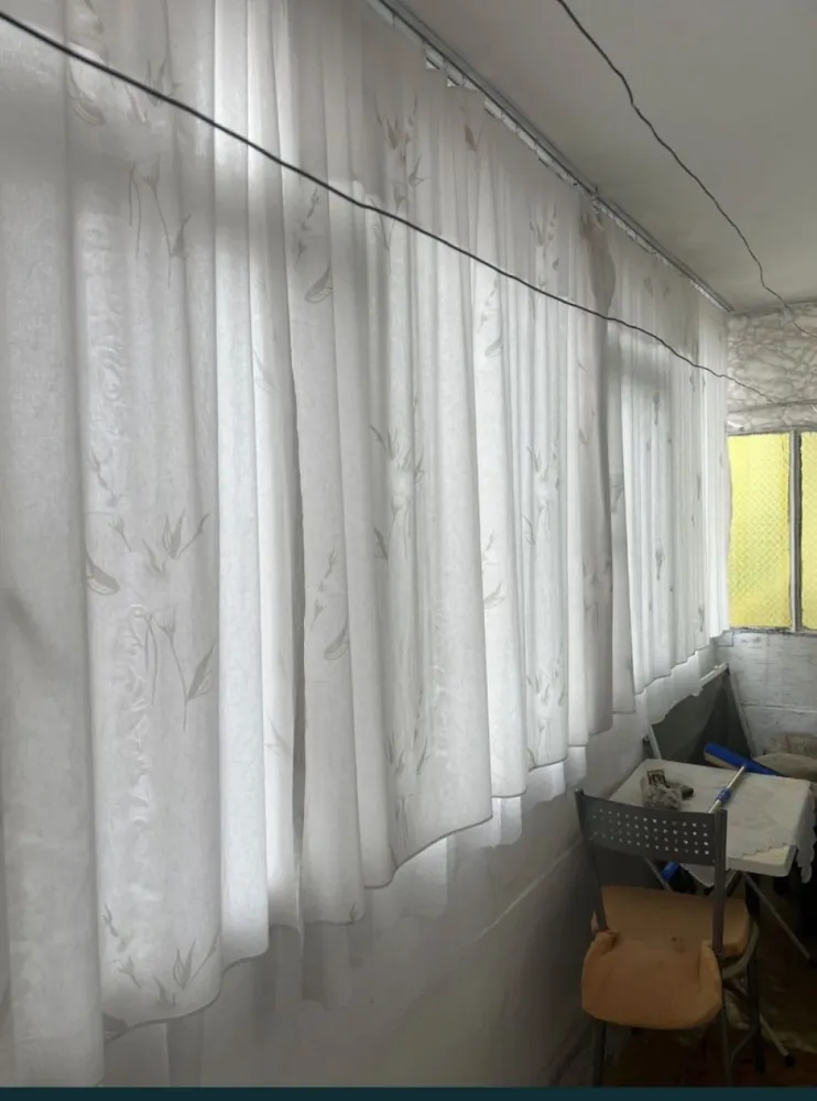 Vand apartament - Vând apartament mobilat, suprafață 46,30mp 2 balcoane, 2 camere Situat pe Bvd. Ferdinand, etajul 6. Pentru mai multe detalii 0744289887