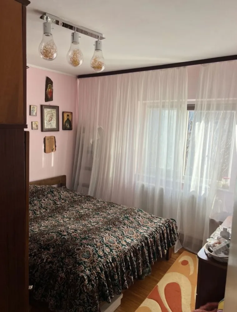 Eden dezrobirii 2 camere decomandat centeala