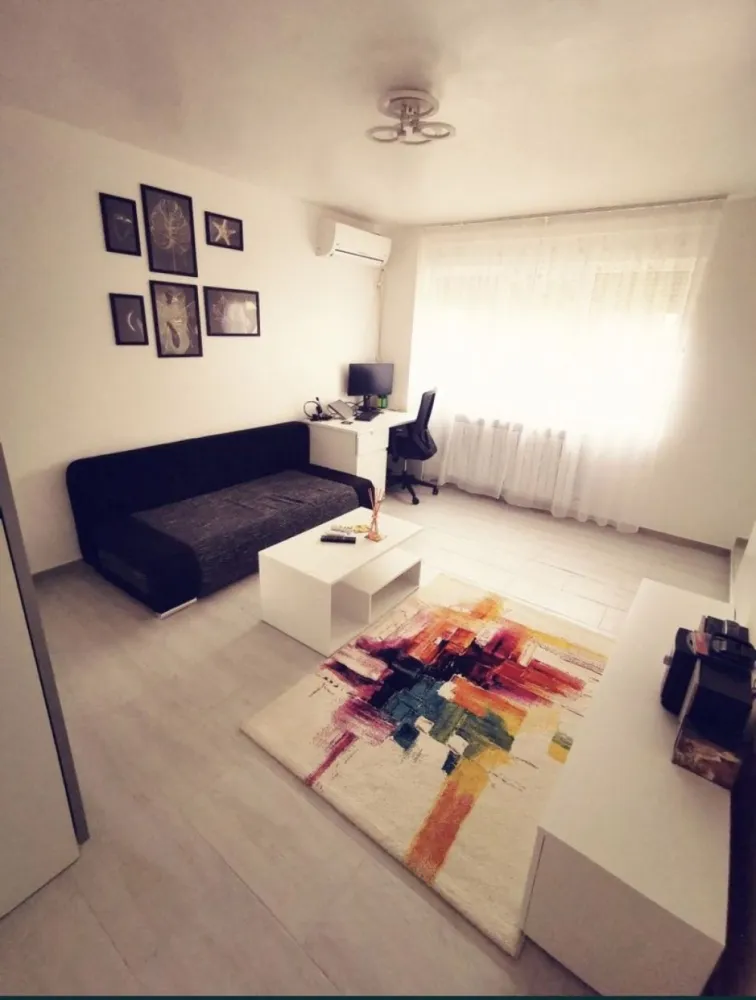 Apartament decomandat in Tomis 1