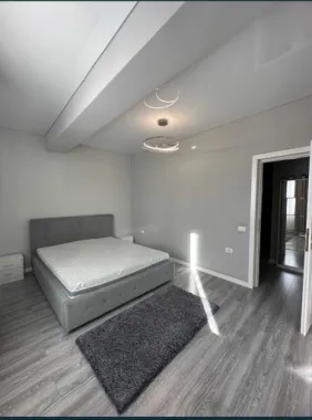 Ap cu 2 camere decomandat de lix