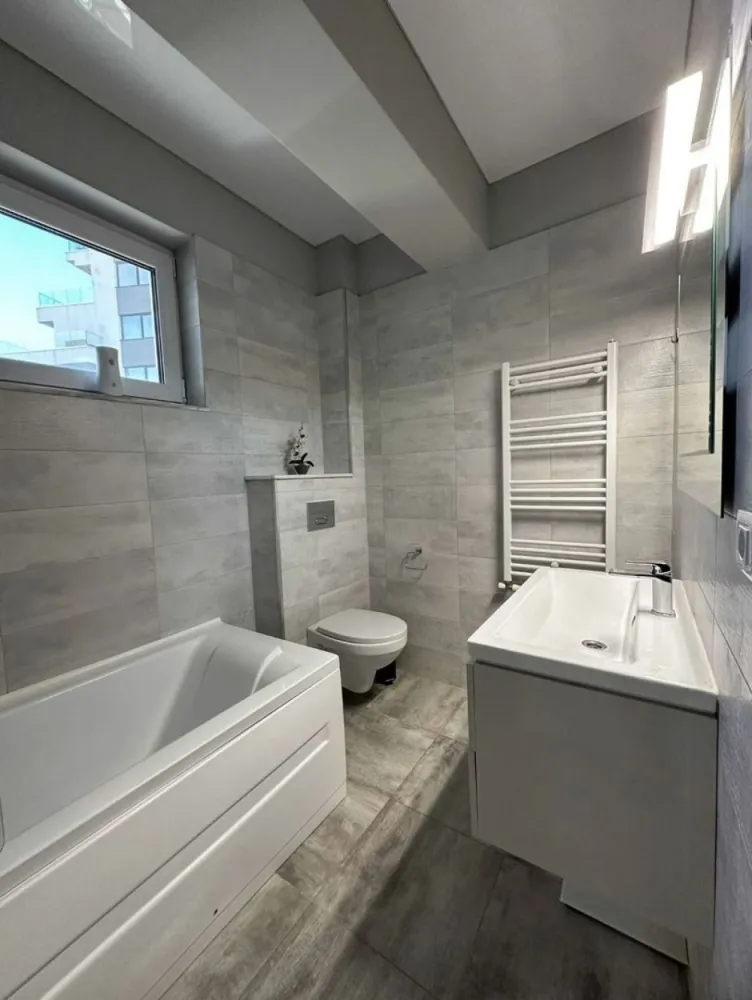 Ap cu 2 camere decomandat de lix