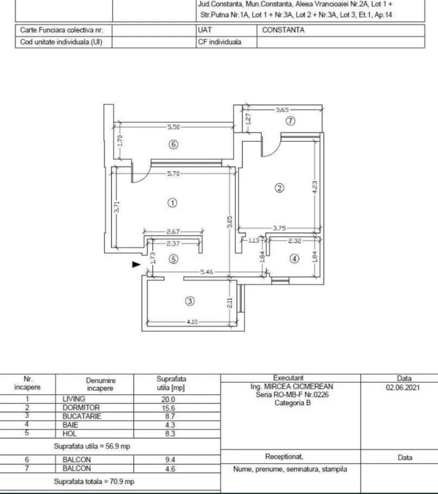 -02 c - Proprietar, vand apartament cu 2 camere (etaj 1) , decomandat, situat in bloc nou (S+P+2, an constructie 2023), in zona Kamsas. Apartamentul se vinde mobilat ca in fotografii. Locul de parcare este inclus in pret, situat in curtea interioara a imobilului. Apartamentul are suprafata utila de 56.9 mp + 2 balcoane (14 mp). Dotat cu centrala proprie pe gaz. Dispunerea apartamentului este pe partea de Vest. Apartamentul este ideal atat in scop rezidential, precum si ca investitie. *** Se poate prelua cu actuali chiriasi. Nu doresc colaborare cu agentiile imobiliare.