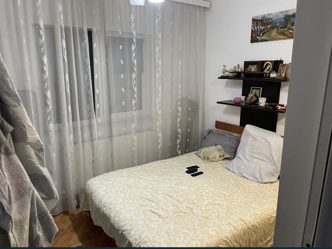 Vand/schimb apartament 3 camere, Baba Novac cu loc de parcare