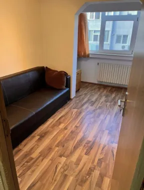 Inel 2- scoala 39-Apartament cu 3 camere