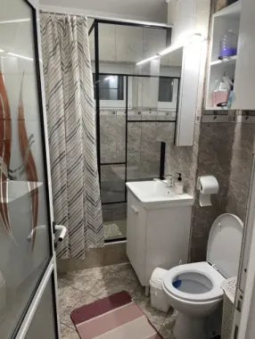 Vand/schimb apartament 3 camere, Baba Novac cu loc de parcare