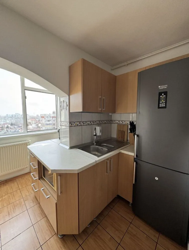 Apartament 3 camere Cora Bratianu