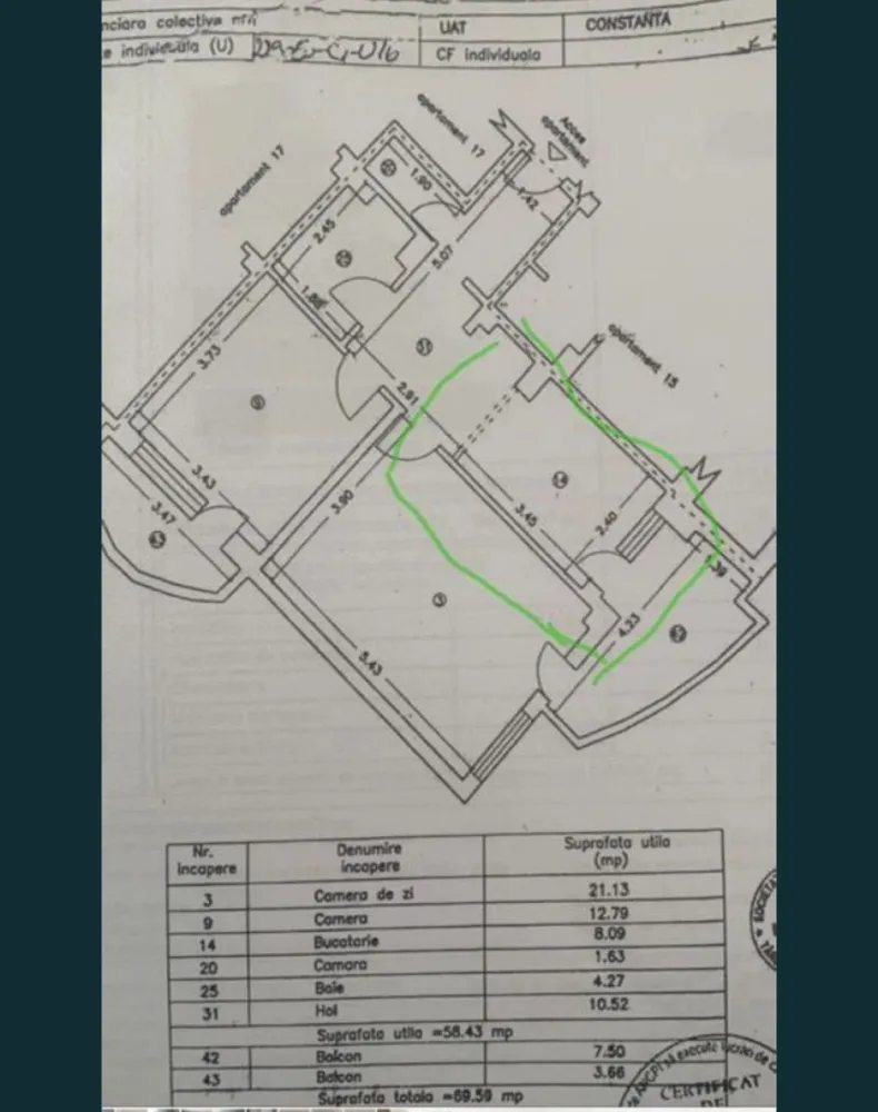 Gara apartament 3 camere - Se ofera catre vanzare apartament cu 3 camere transformat in 2 cu posibilitatea de a reveni la forma initiala , apartamentul avand 1 baie, 1 bucatarie , 1 hol, 2 balcoane , 1 cămară . Apartamentul este situat pe str Traian cu orientare SE , constructie 2002, dispune de centrala pe gaze, se vinde mobilat si utilat ca in imaginile postate. In poze este varianta actuala de 2 camere care poate fi refacuta in 3 camere si inca un grup sanitar in locul debaralei, ca posibilităţi de amenajare a spaţiului. Suprafata totala a apartamentului este de 69,59 m si cea utila de 58,43.